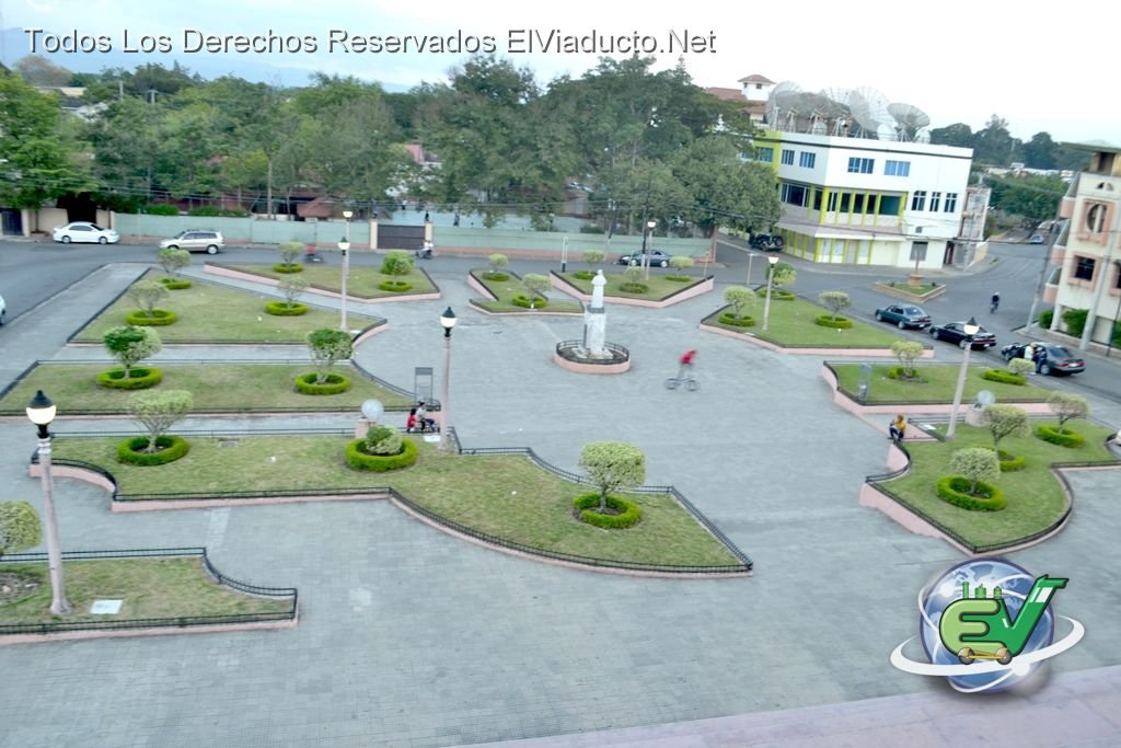 Plazoleta Don Bosco de la Iglesia Sagrado Corazón de Jesús de Moca